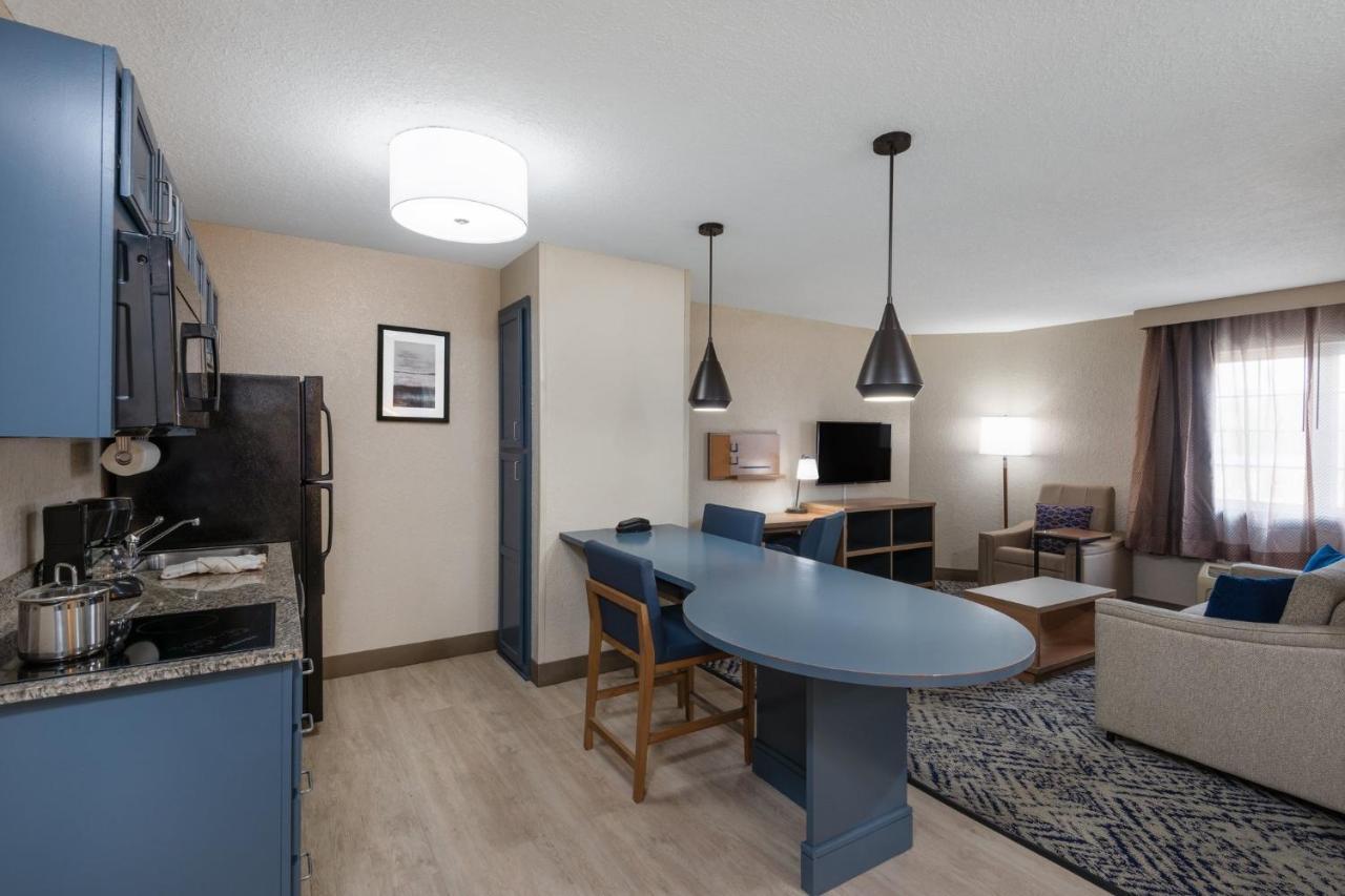 Candlewood Suites Chesapeake-Suffolk By Ihg Exteriör bild