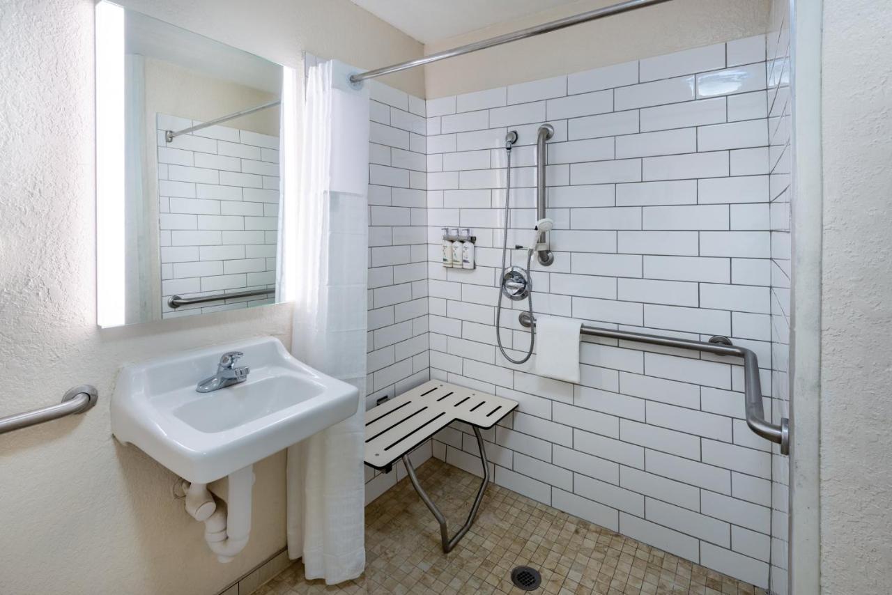 Candlewood Suites Chesapeake-Suffolk By Ihg Exteriör bild