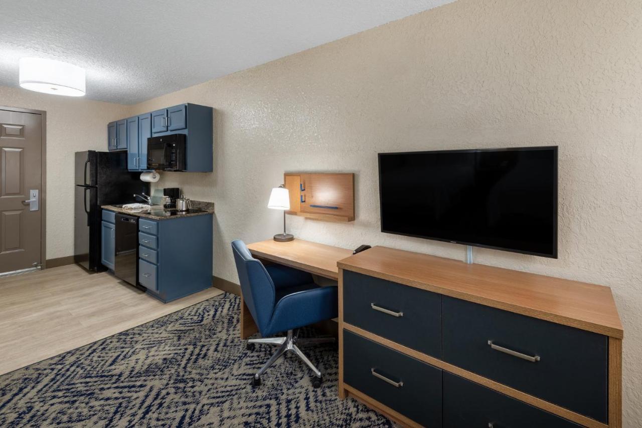 Candlewood Suites Chesapeake-Suffolk By Ihg Exteriör bild